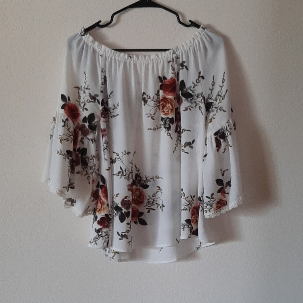 Off the Shoulder Floral Blouse